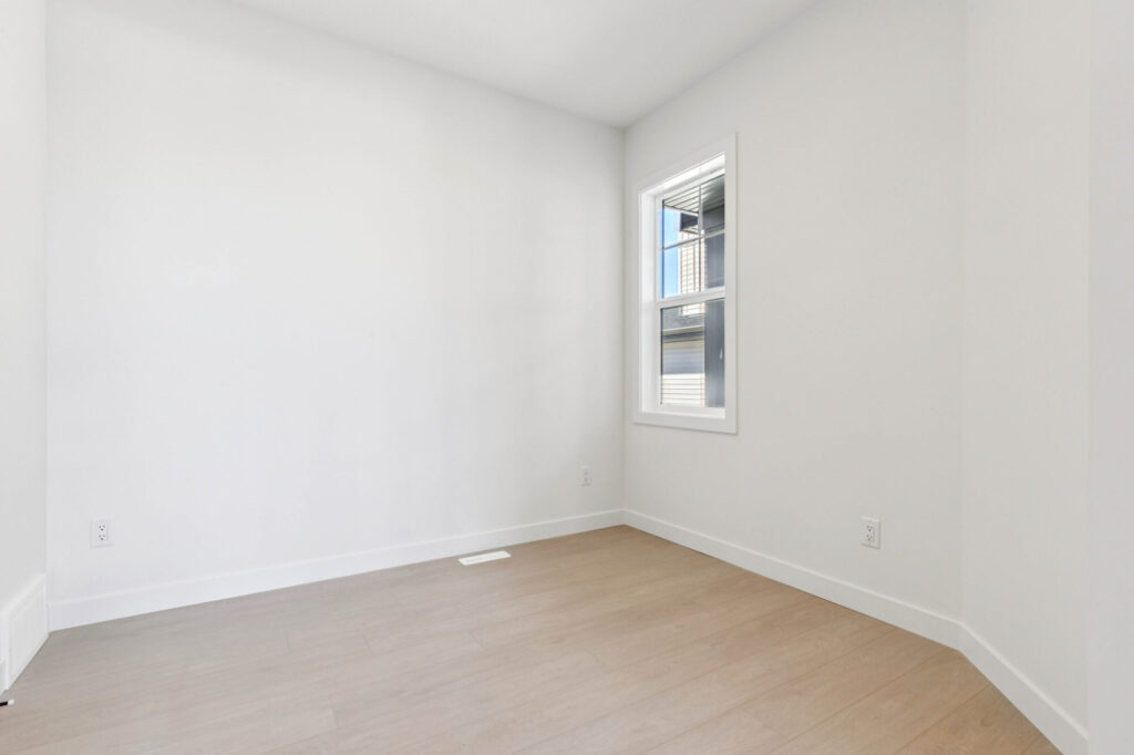 1519 Grant Way NW 18