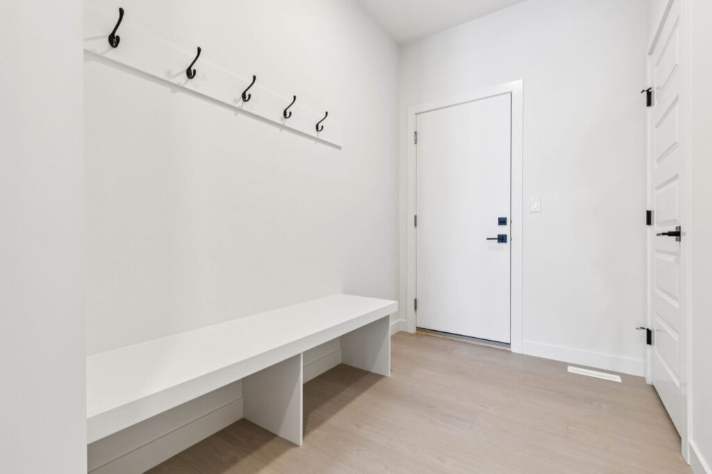 1519 Grant Way NW 22