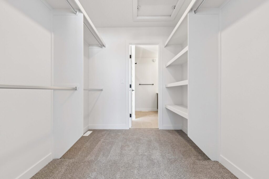 1519 Grant Way NW 26