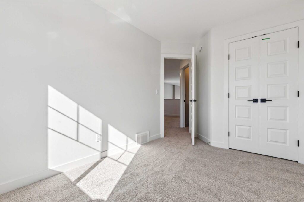 1519 Grant Way NW 34