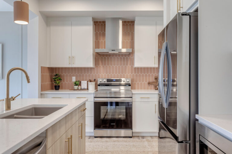 9303 229 St NW 001a4458v2